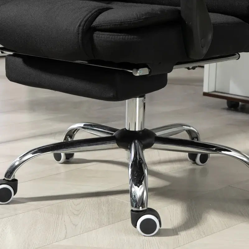 Vinsetto Six-Point Massage and Heated Office Chair with 135°Recline Back - Black